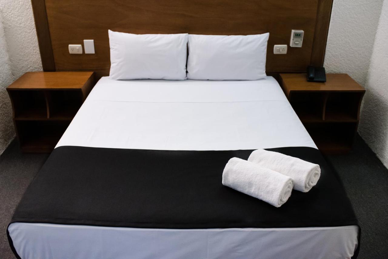 Hotel Central Irapuato - Hotel En 伊拉普阿托 外观 照片